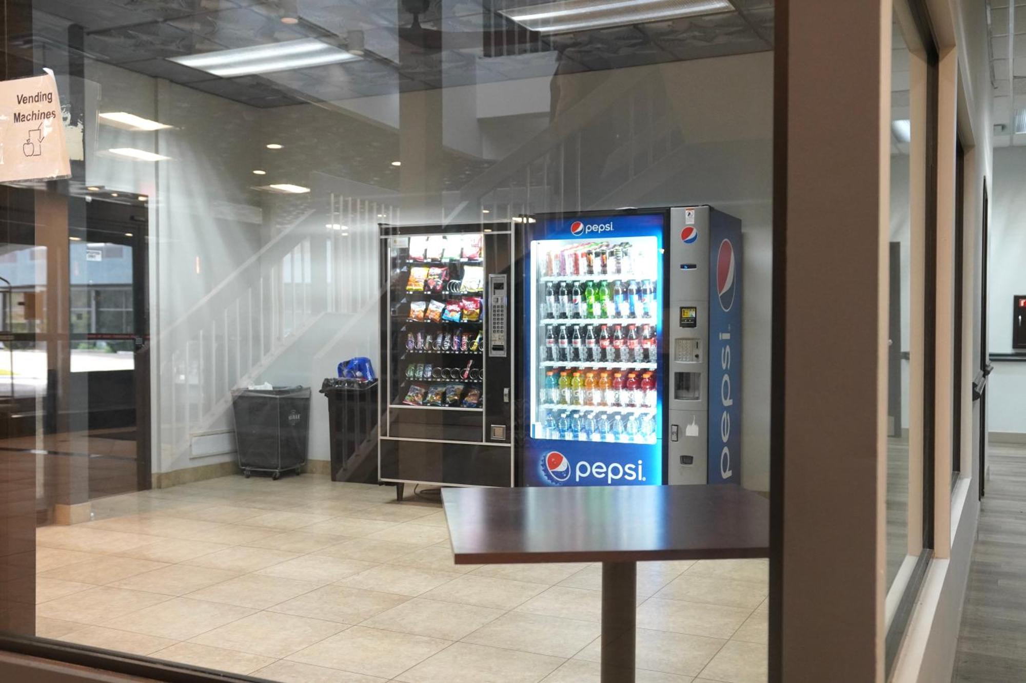 ווטרפורד American Inn & Suites מראה חיצוני תמונה