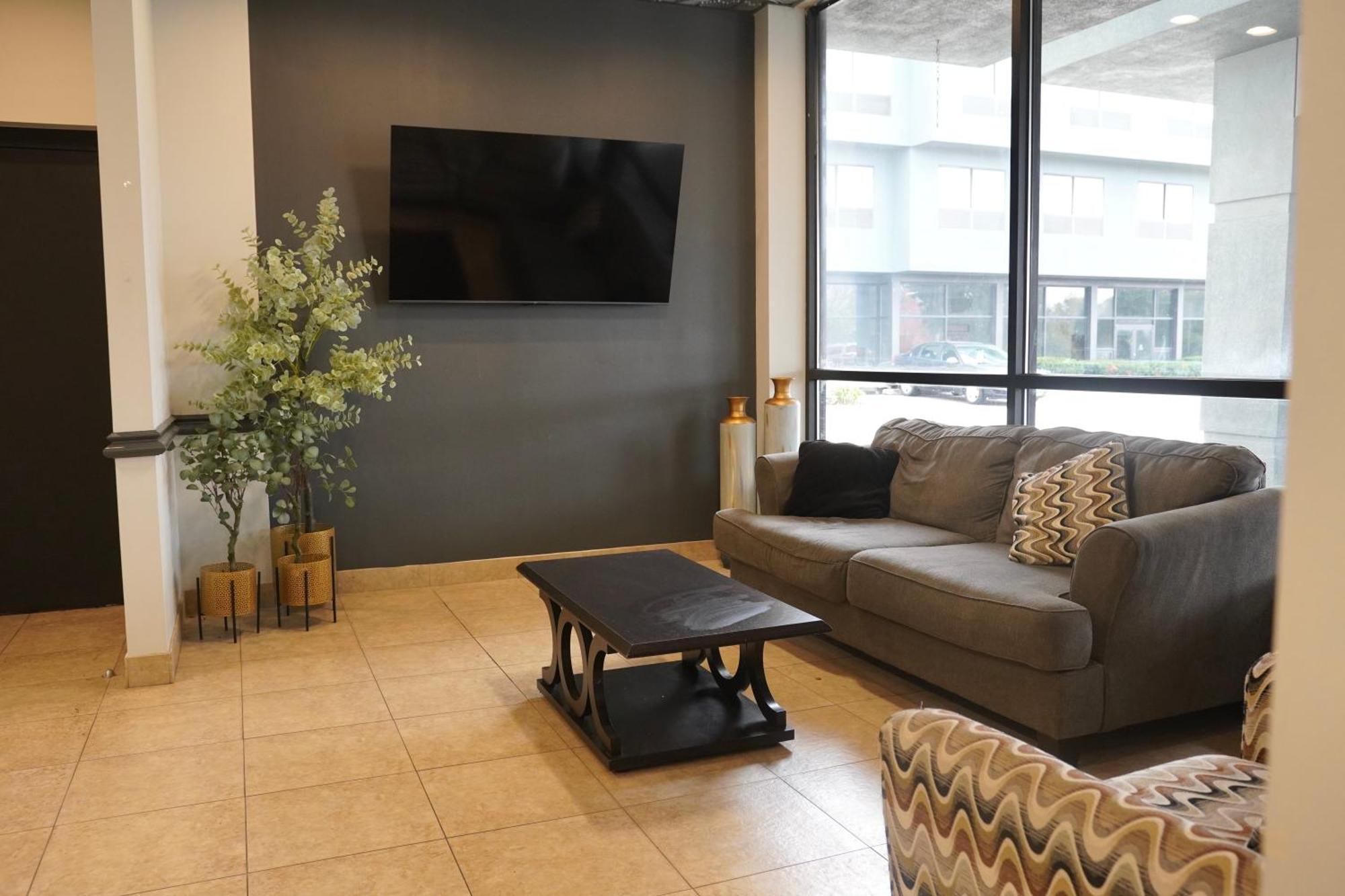 ווטרפורד American Inn & Suites מראה חיצוני תמונה